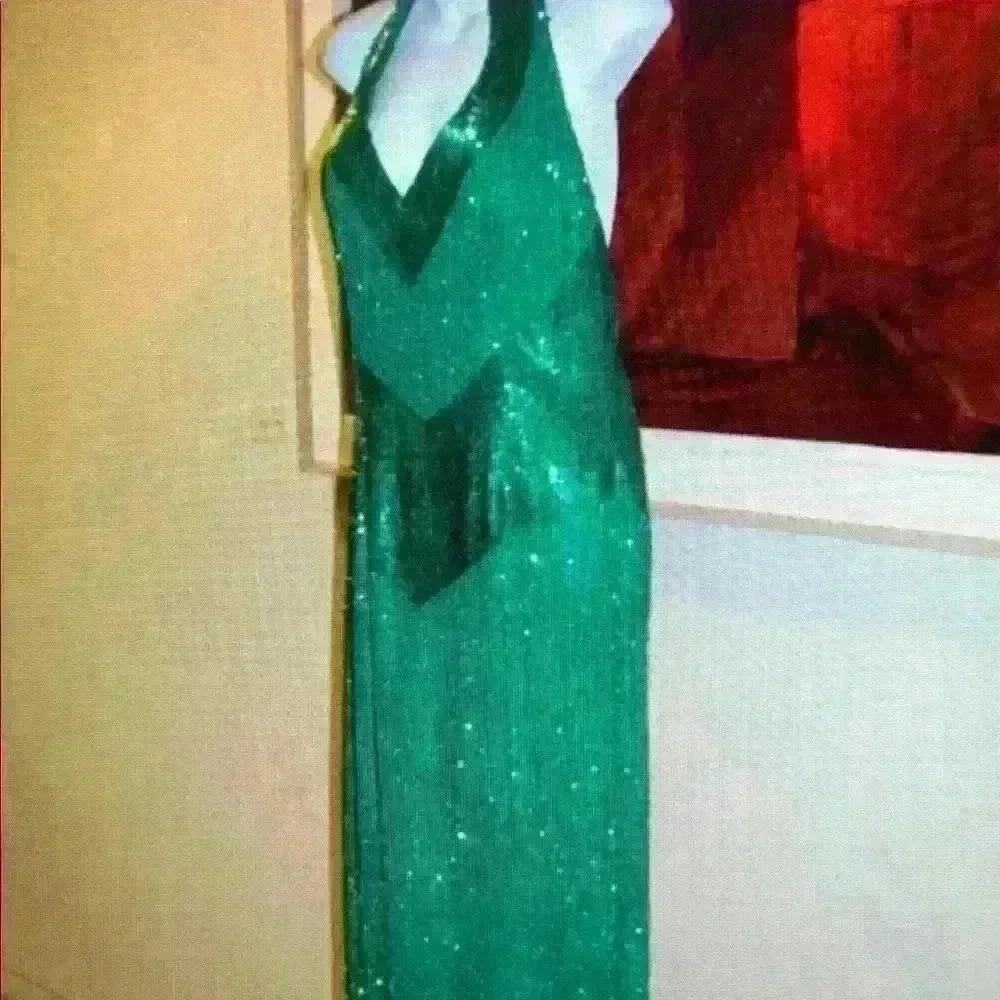 Claire’s Collection sequin gown size Large - Picture 3 of 6